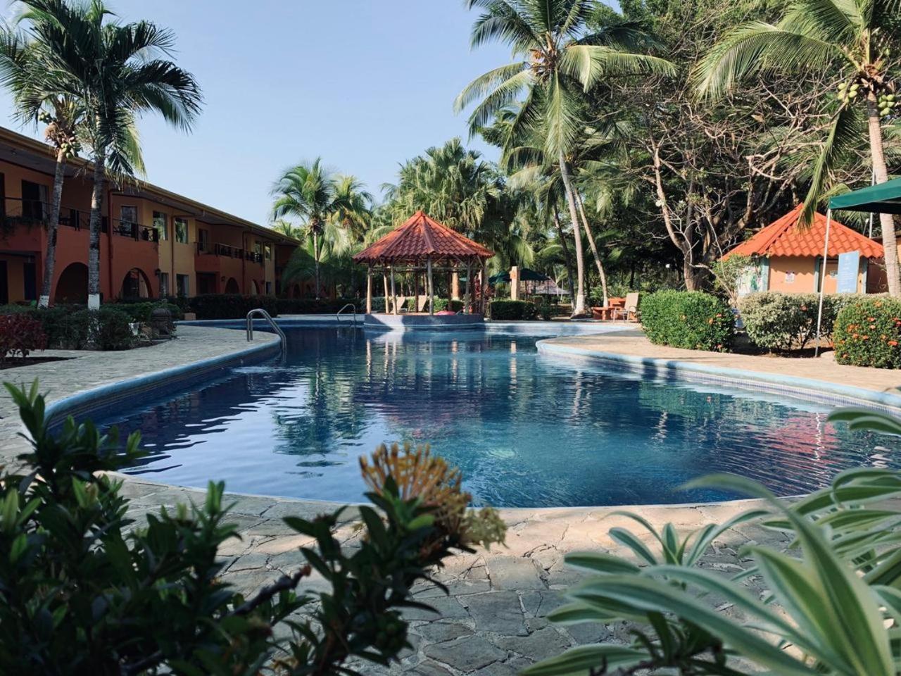 Getaways At Pueblo Real Quepos Exterior photo